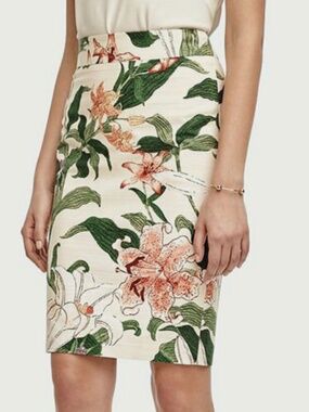 Ann Taylor Petite Garden Print Pencil Skirt